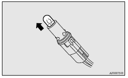 Mitsubishi Lancer: Position lamps (for vehicles equipped with high intensity discharge headlamps). 5. To install the bulb, perform the removal steps in reverse.