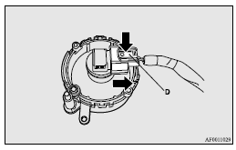 Mitsubishi Lancer: Front fog lamps (Type 1). 4. Remove the bulb assembly (E) by turning it anticlockwise.