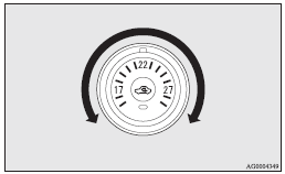 Mitsubishi Lancer: Control panel. Note