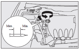 Mitsubishi Lancer: To check and refill engine oil. 1800 models (petrol-powered vehicles)